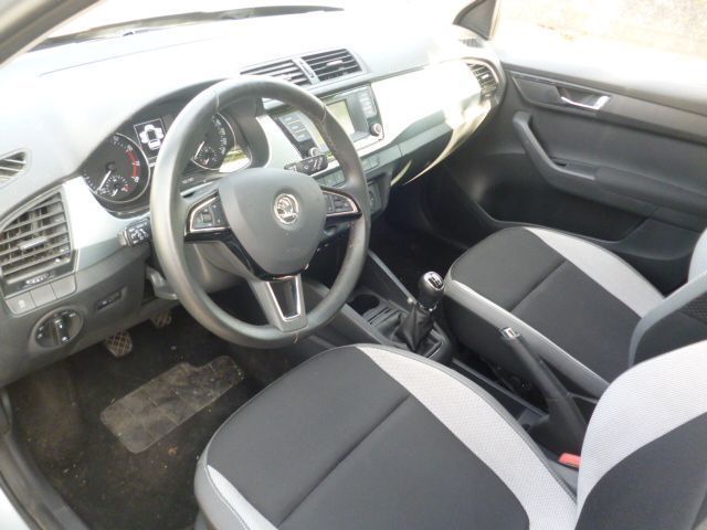 Skoda Fabia 2015 Para Peças