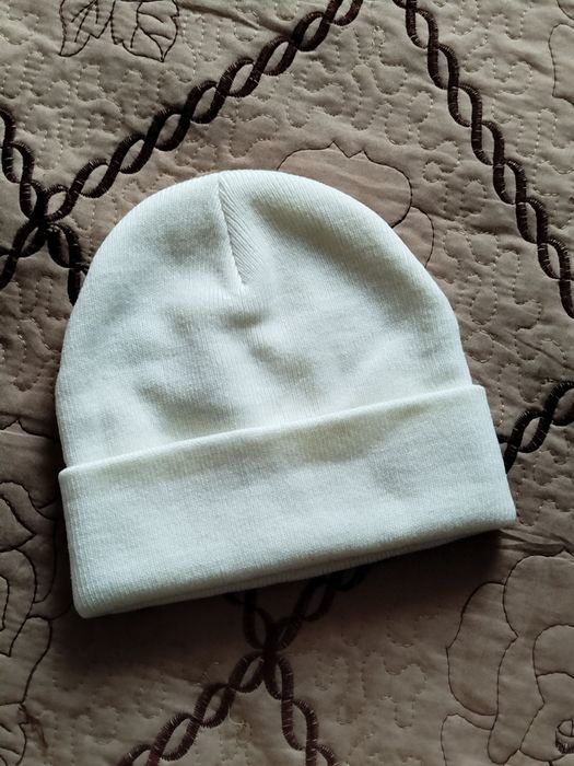 Шапка зимова нова