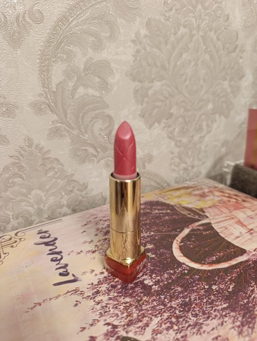 Помада max factor