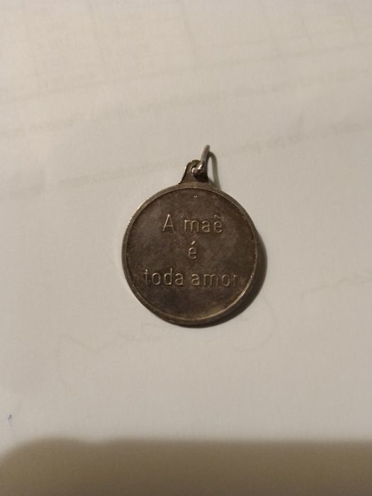 A Mãe é toda amor! - Medalha Mae-10E.- Peça Segurança Bebê 2E Desde 2E