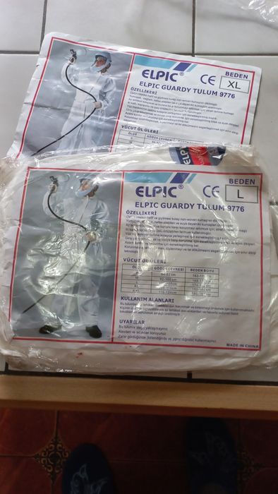 Одноразовий захисний костюм 48-50