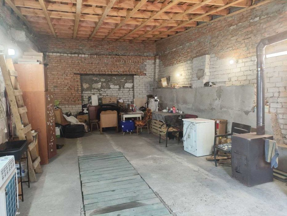 Продається гараж у м. Вишгород, ГК "Ветеран" з земельною ділянкою