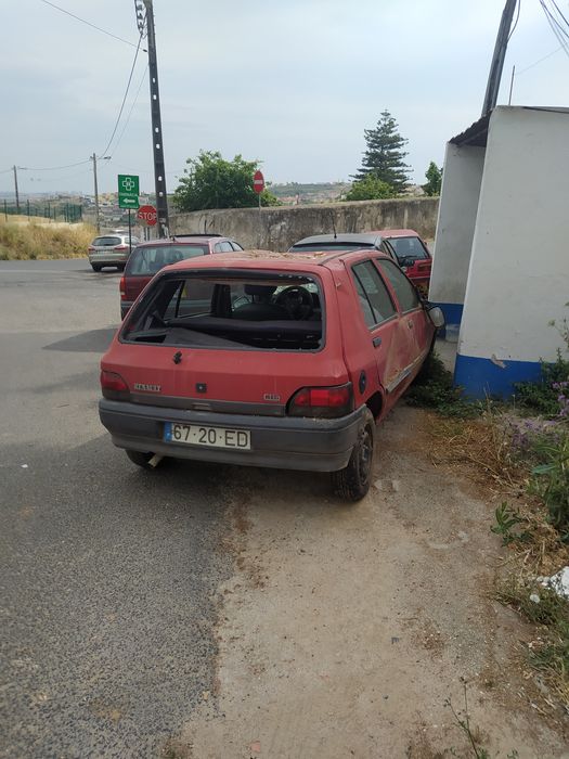 Catalisador usado de origem  RÓDIO