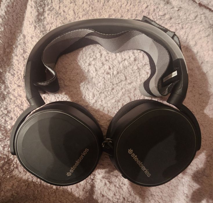 Słuchawki SteelSeries Arctis 7
