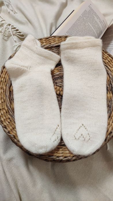 Шкарпетки в'язані жіночі ручної роботи/носки вязаные женские
