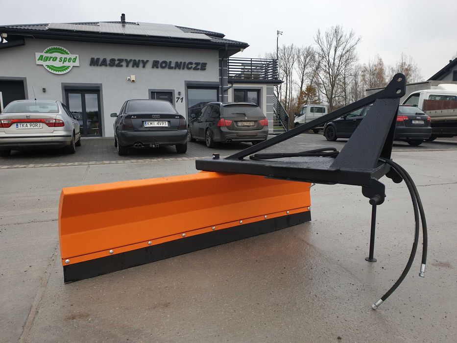 Pług obrotowy do śniegu