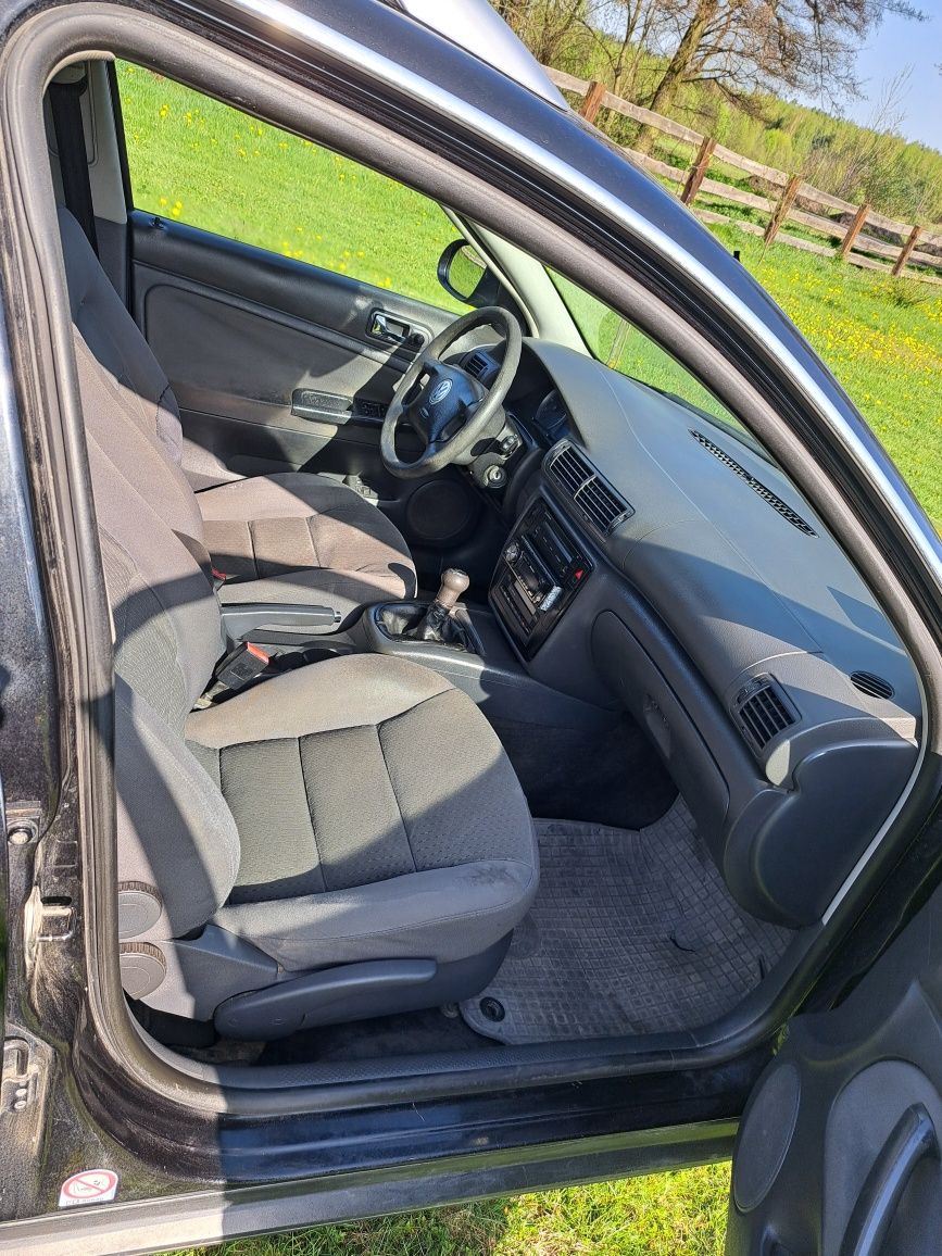 Passat 1.9 TDI 2005r