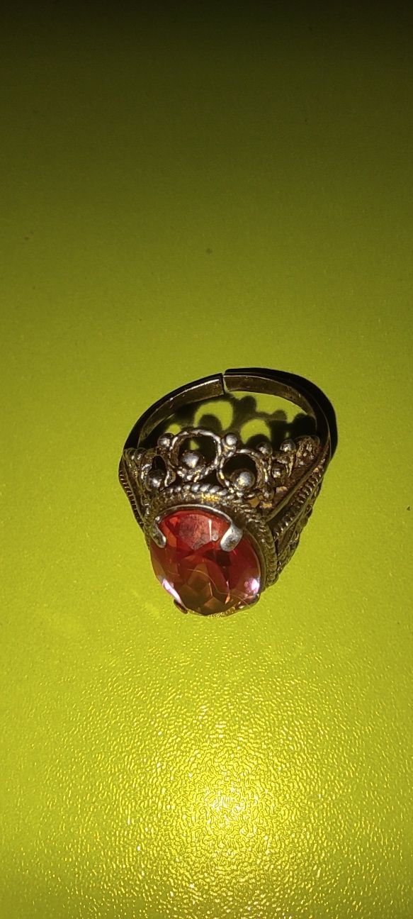 Продам серебряное кольцо