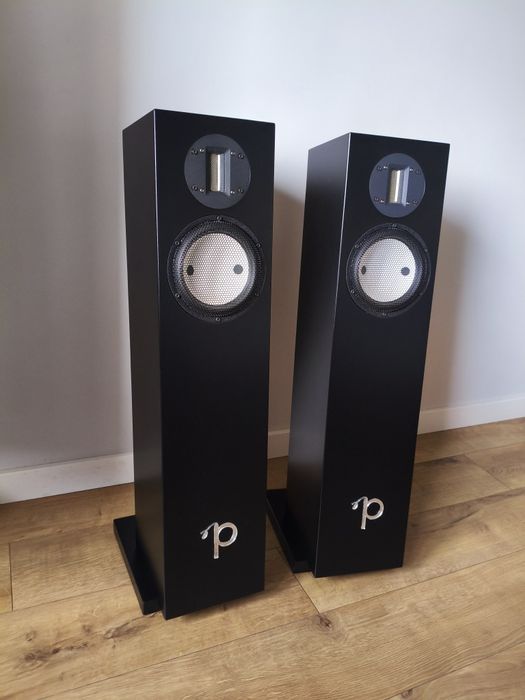 Pink Faun Stantem , Accuton , kolumny