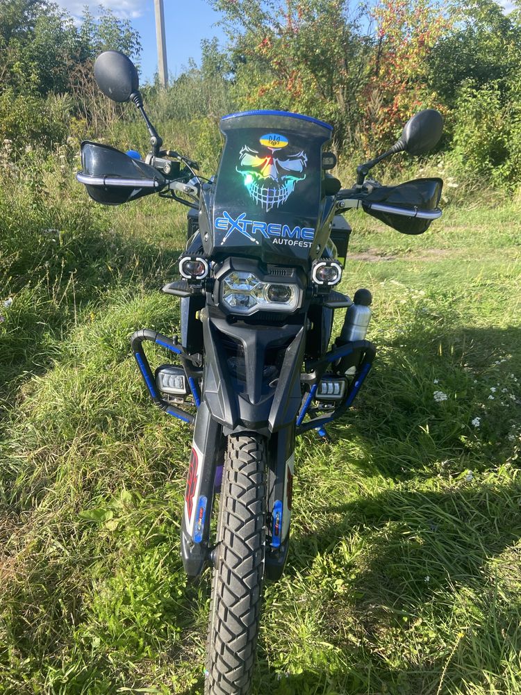 Шинерей ікс трейл 250