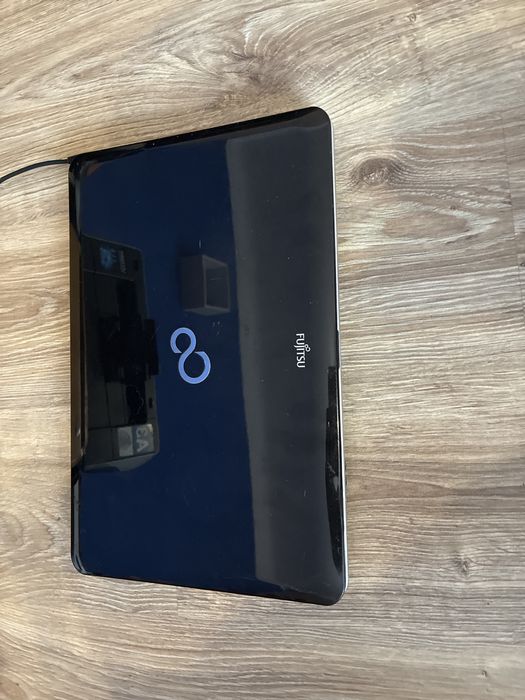 Laptop Fujitsu intel core i 3 dysk 250GB