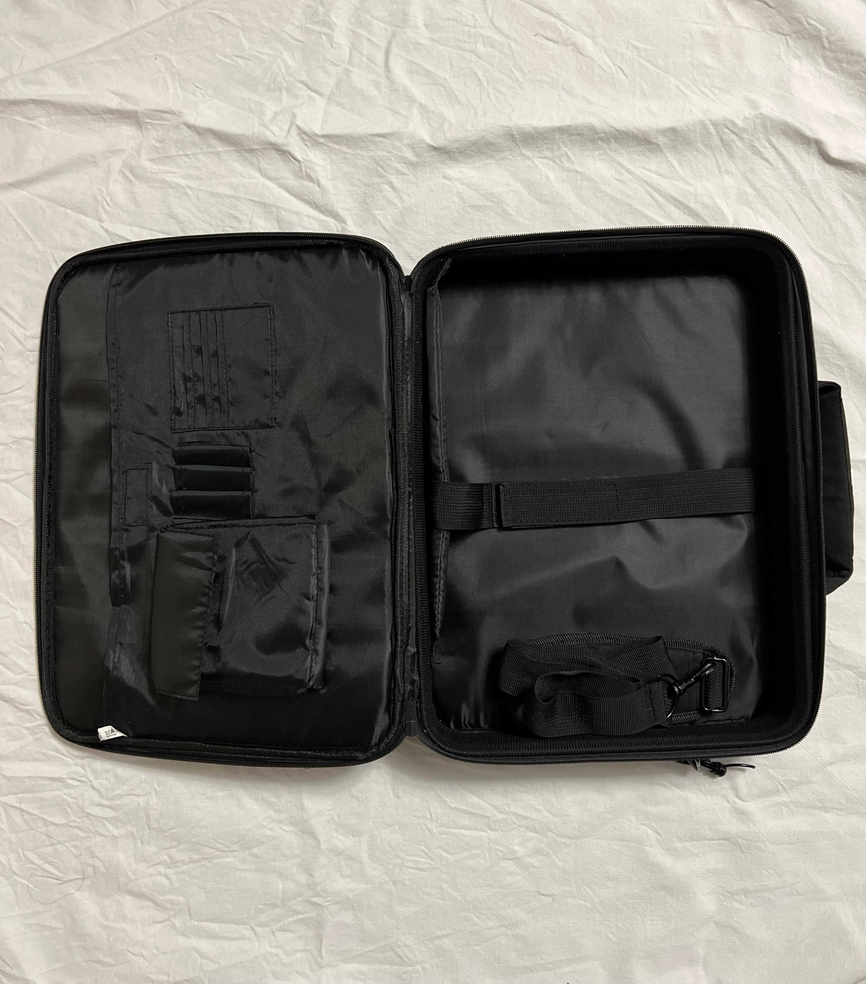 Klasyczna torba do laptopa/dokumentów czarna (firma Hama)