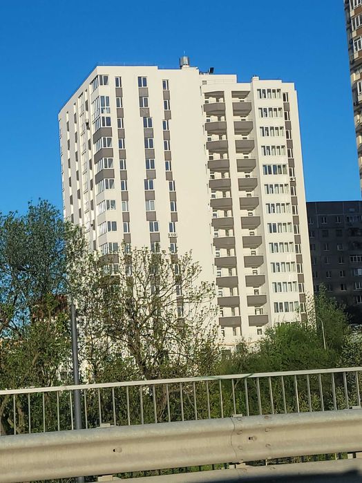 Продаж 1к Бережанська 52м  3/14ц 67600дол 0-цикл зданий власник