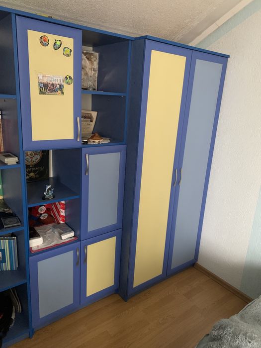 Шафа/Мебельна стінка в кімнату(дитячу) та компютерній стіл