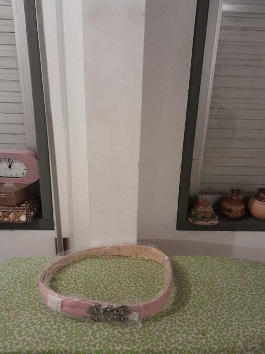 Vendo Cinto de Senhora muito bonito novo