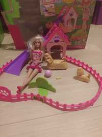 Barbie plac zabaw z pieskami
