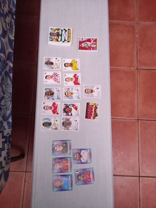 58 autocolantes/cromos de futebol