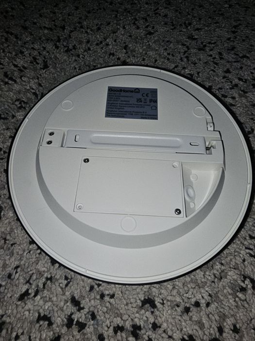Lampa LED  z regulacją temperatury świata