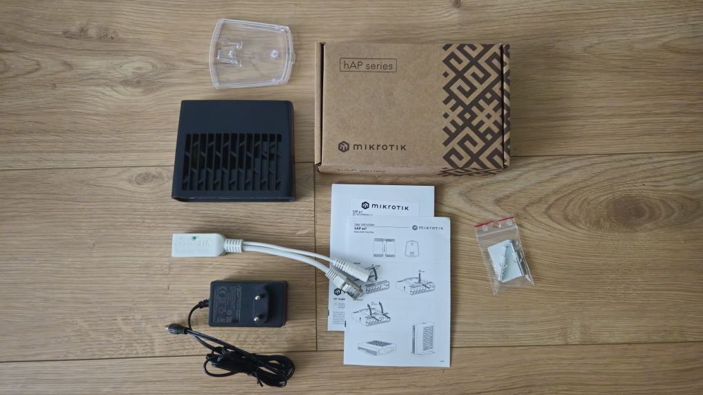 Router MikroTik HAP AX2 stan idealny