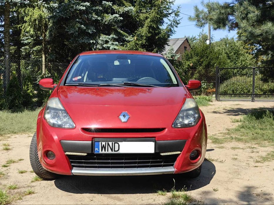 Sprzedam Renault Clio Hatchback rocznik 2010