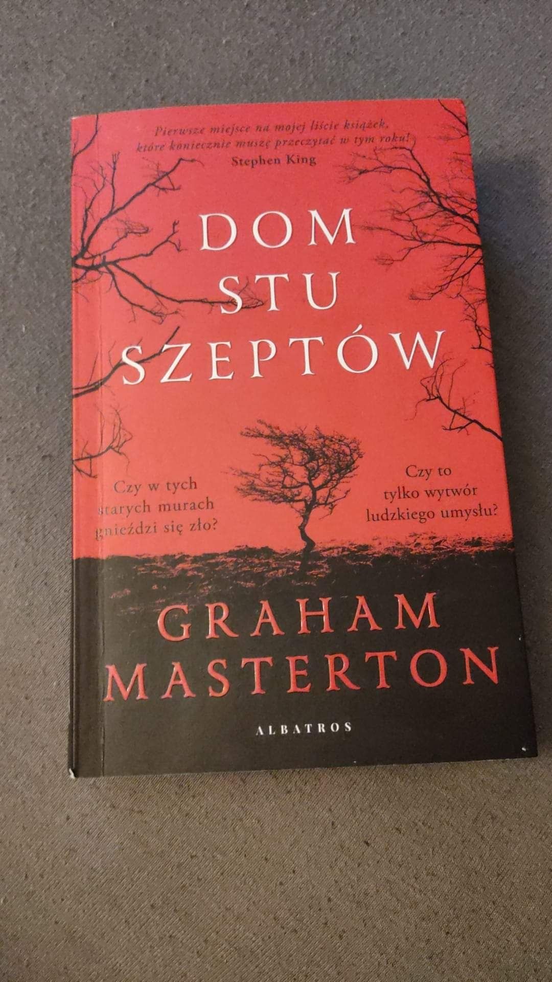 Graham Masterton "Dom szeptów"