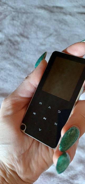 MP3 плеєр JNN M25  Bluetoothi 32Gb

31