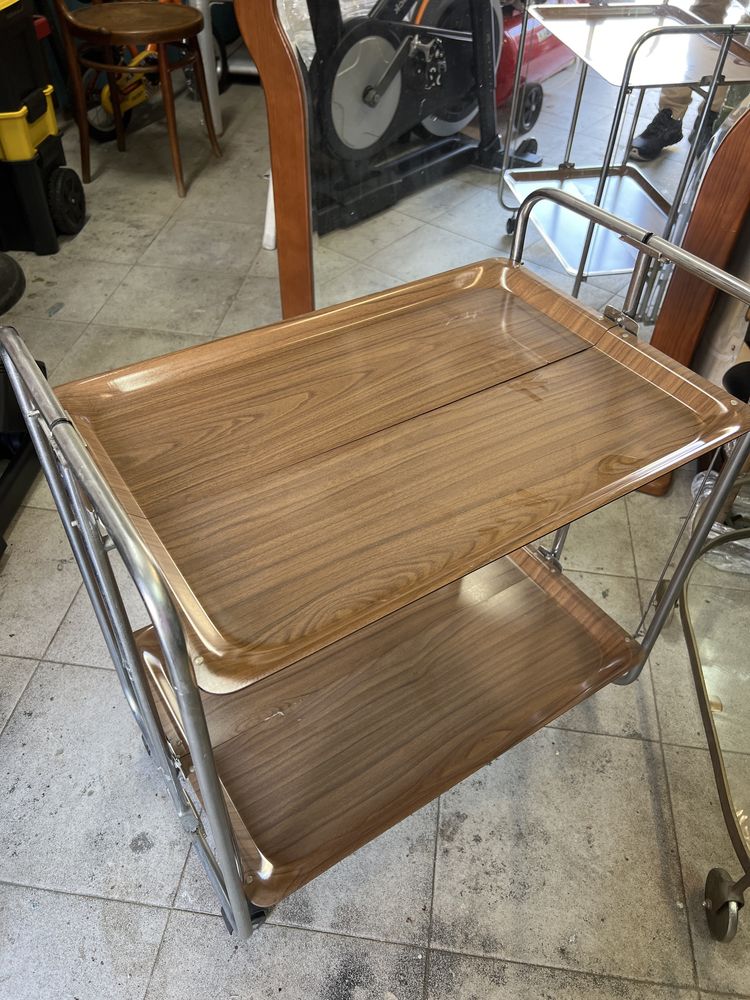Carrinho de bar em ótimo estado