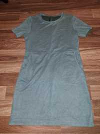 House sukienka r. S oliwkowy kolor z kieszeniami jak nowa