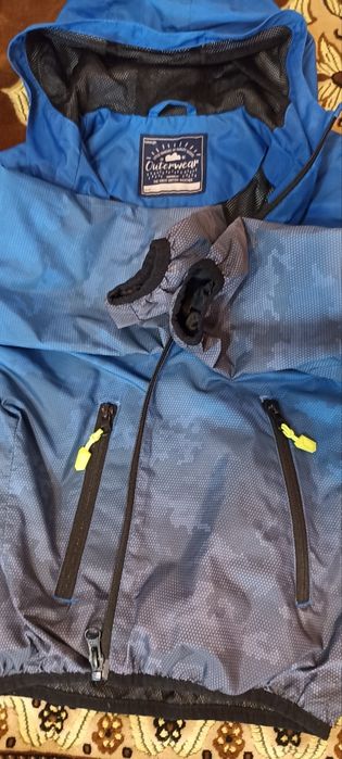 Курточка вітровка для хлопчика George