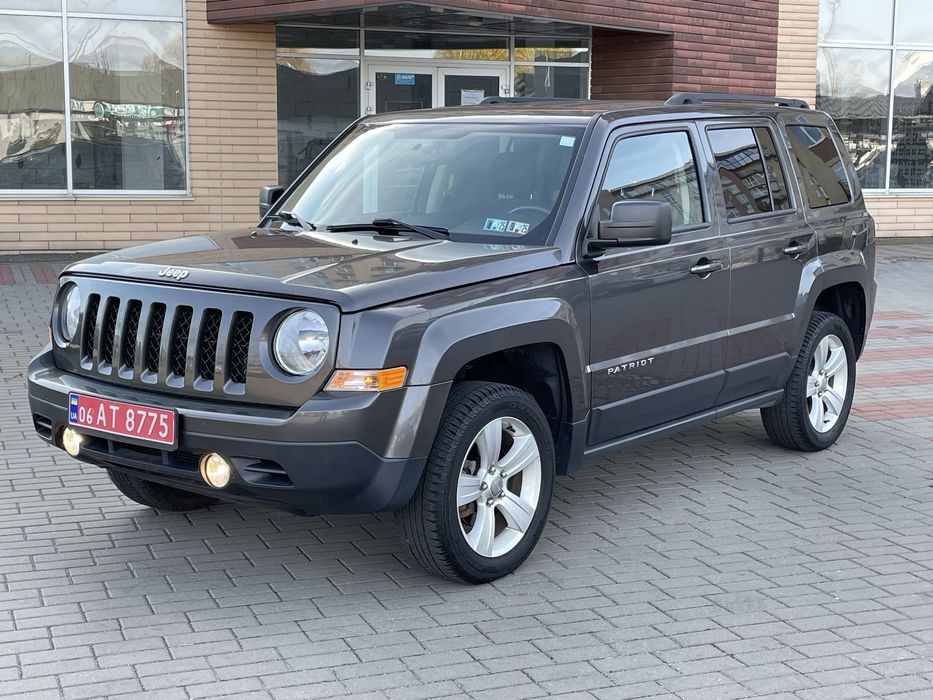 Jeep Patriot Latitude 2015 2.4 автомат 4x4