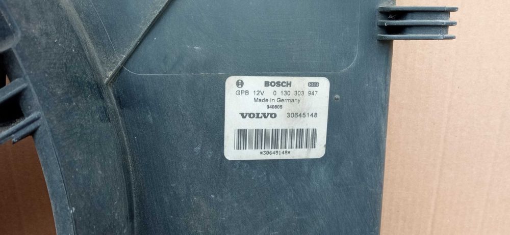 Wentylator chłodnicy volvo s60 v70 xc70 s80 02-05r oryg. w bdb stan