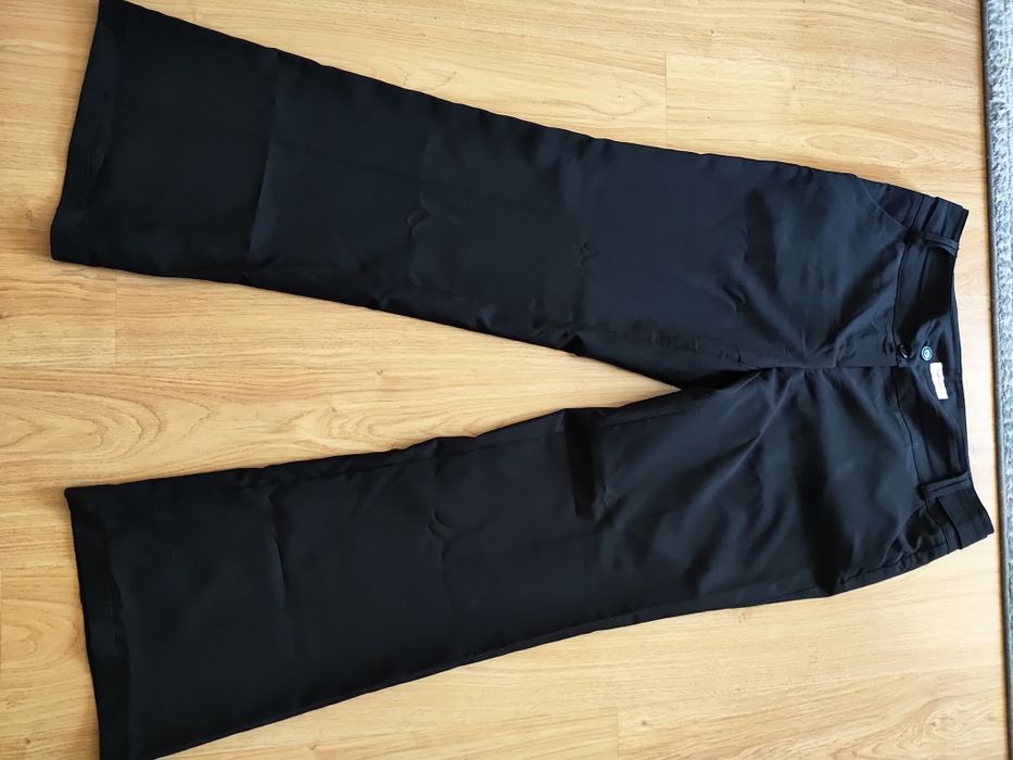 Czarne eleganckie spodnie Orsay