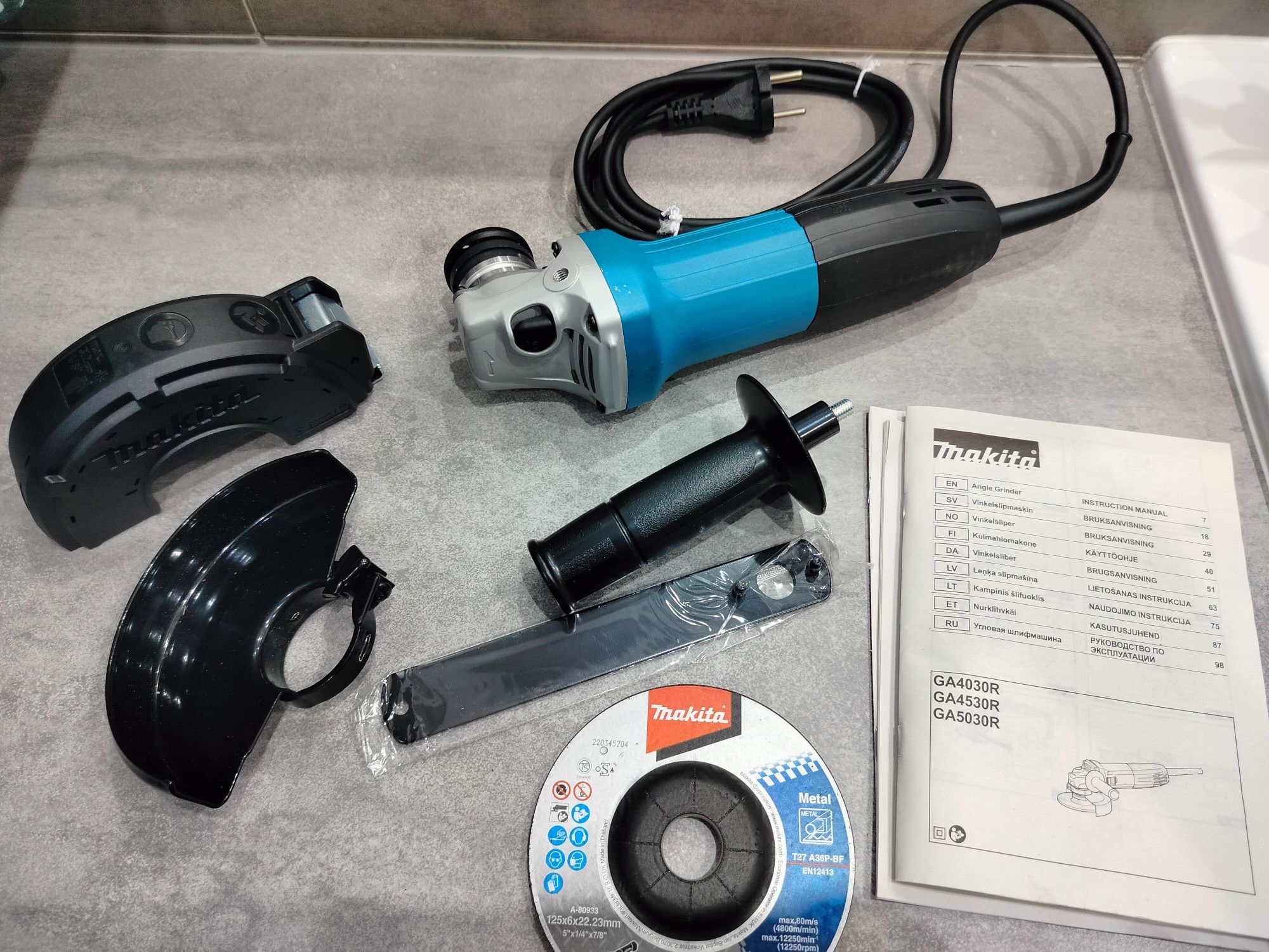 Szlifierka kątowa Makita GA5030R 2024.9 Rok Nowa