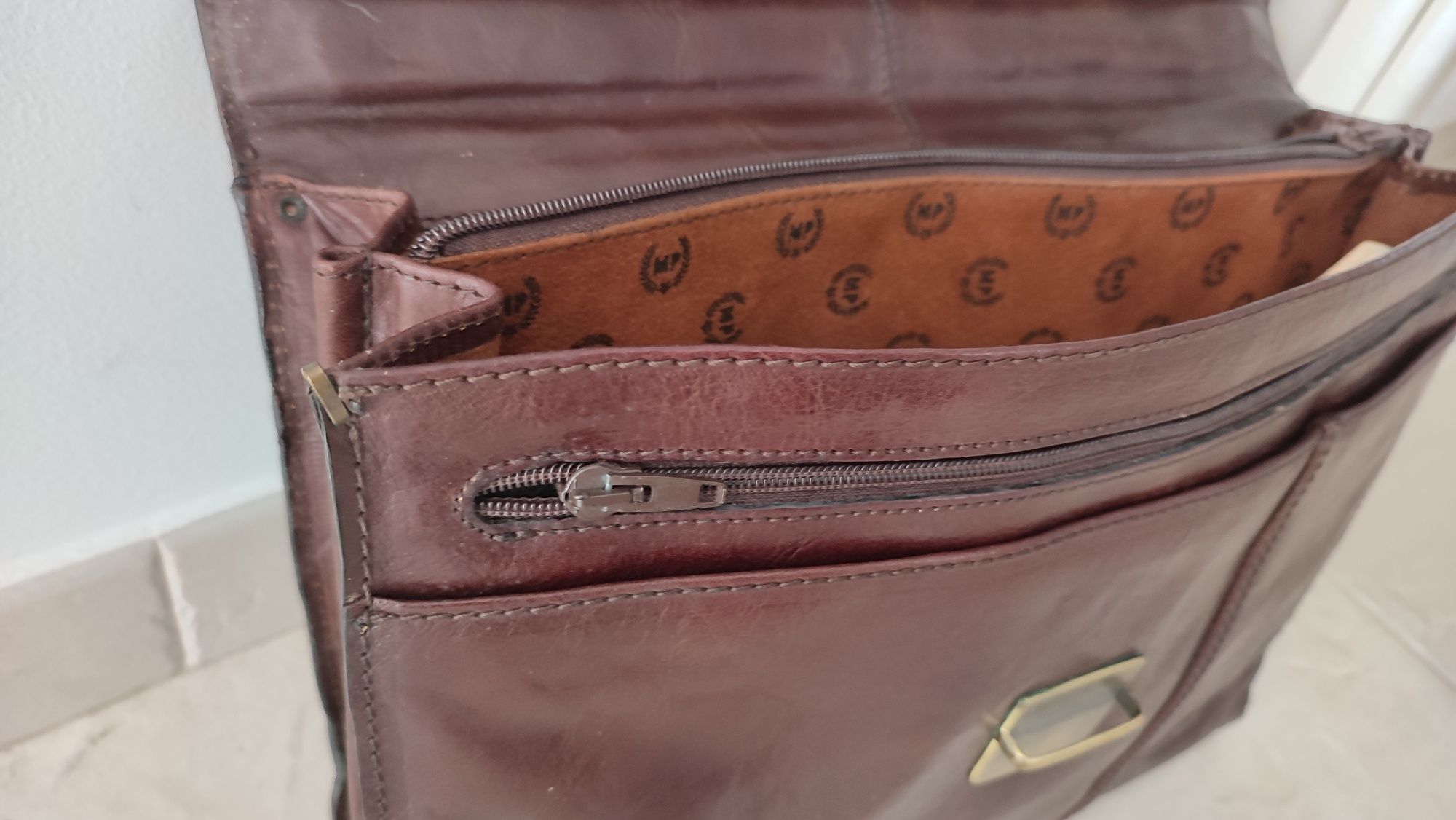Mala briefcase em pele