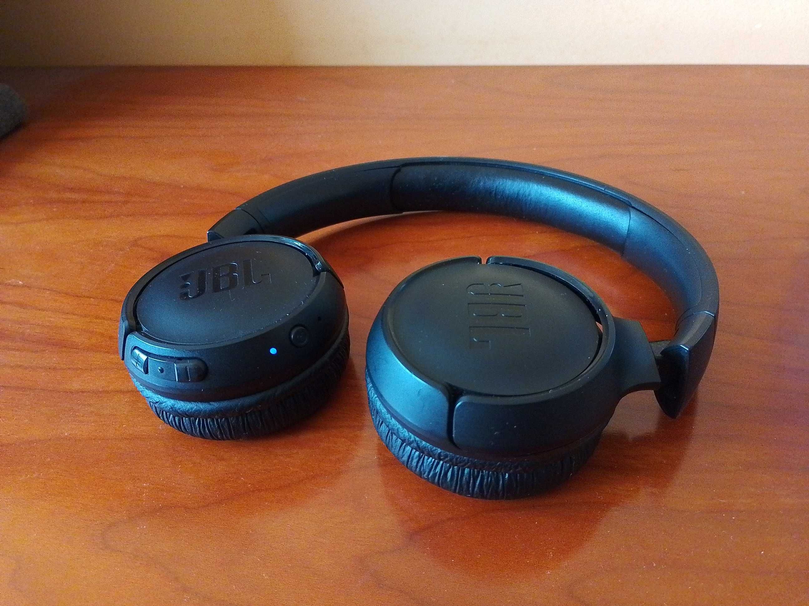 Headphones Bluetooth JBL 570 BT