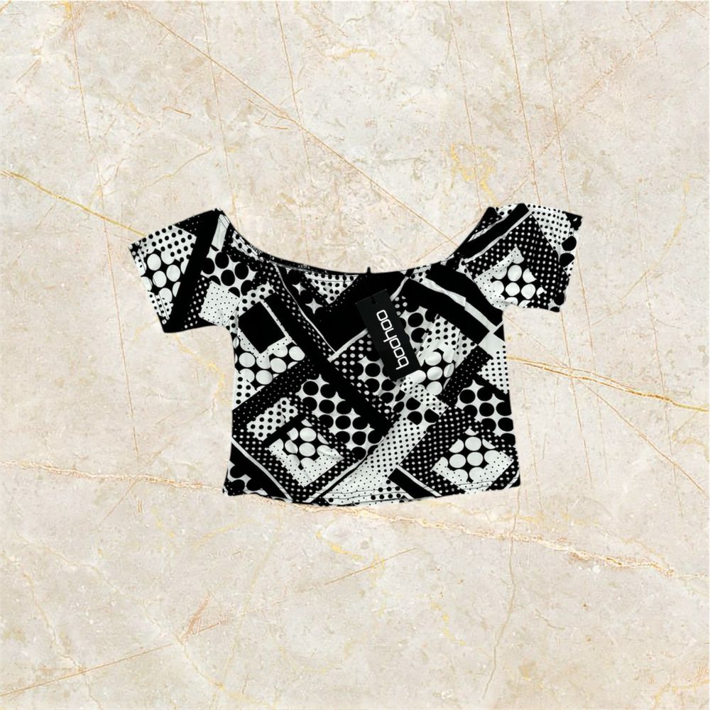 Crop-top w geometryczne wzory, boohoo, S