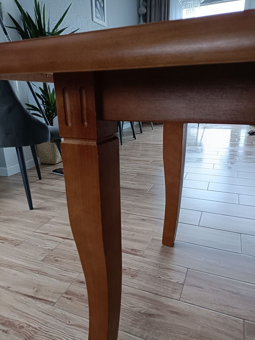 Stół drewniany, rozkładany do renowacji
