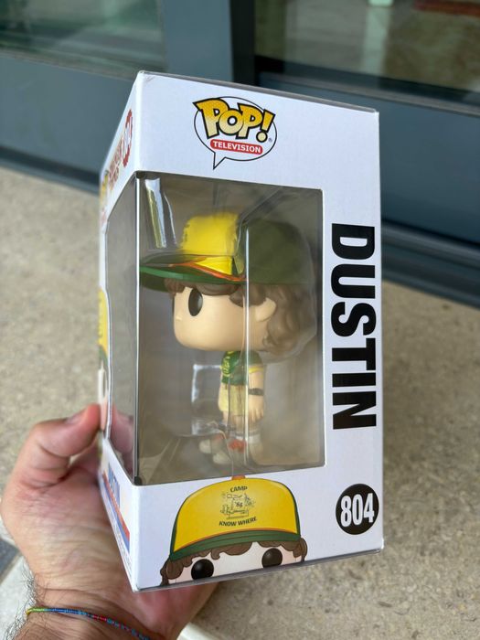 Funko POP Television Stranger Things 804 "Dustin" - Novo, Selado