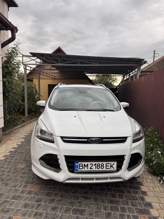Продам авто Ford Kuga2016