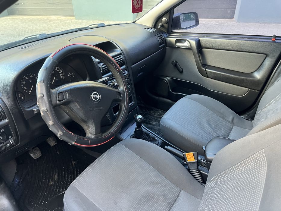 Продам Opel Astra 1.4 бенз