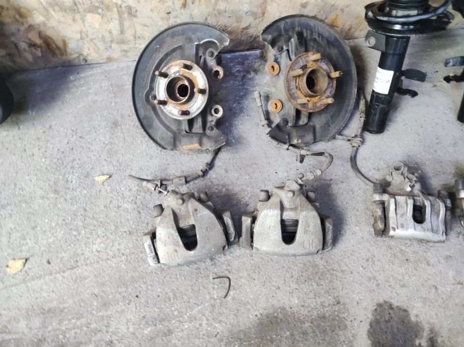 Цапфа ступиця повортний кулак ford focus 3 разборка форд фокус