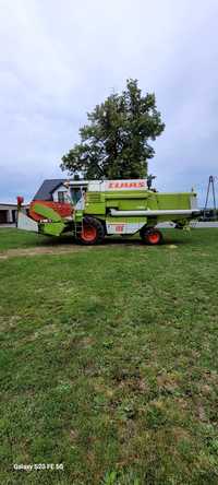 Claas Dominator 106