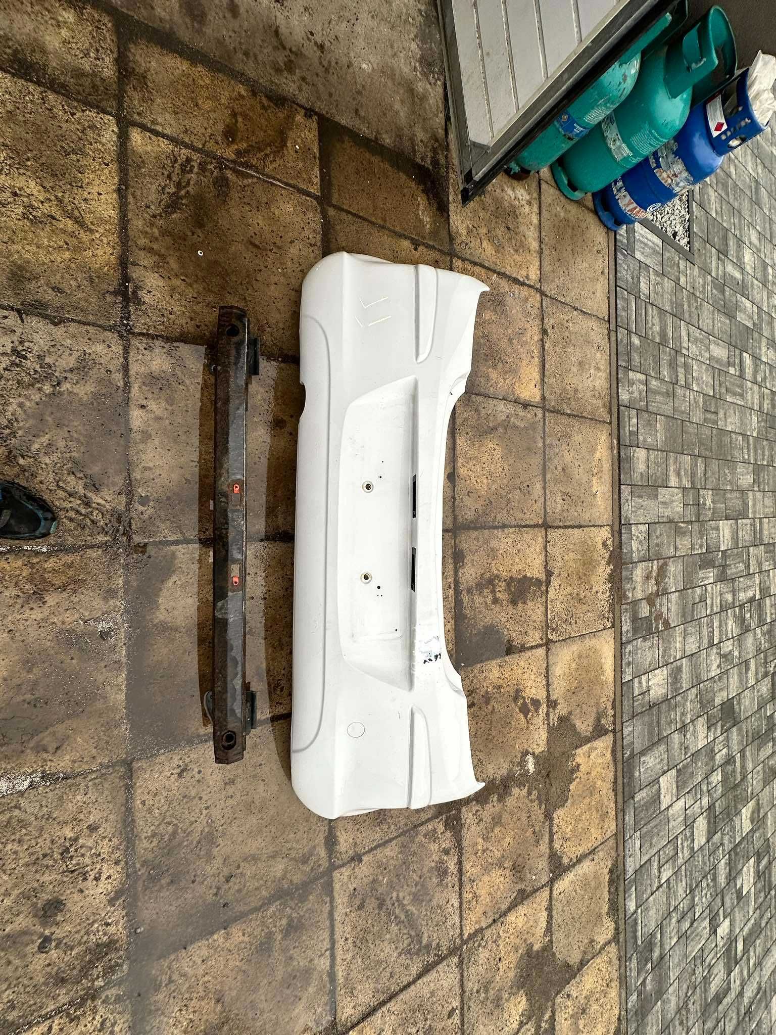 Zderzak tył Corsa D z474