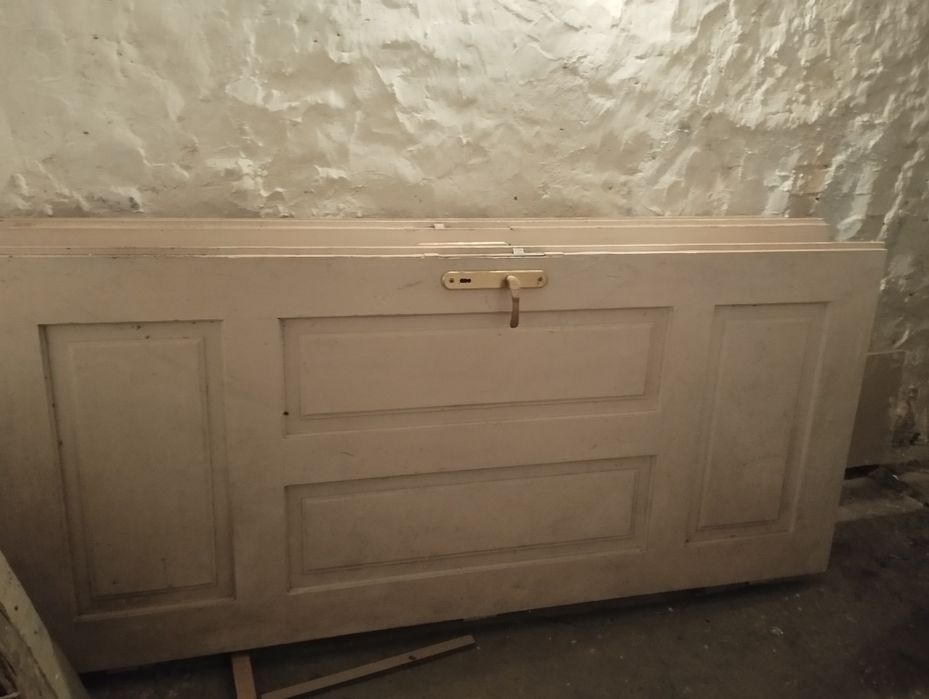 Stare drewniane drzwi