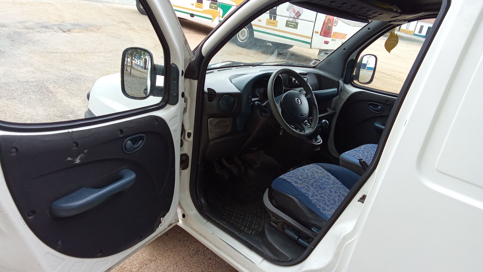 Fiat doblo 1.9 jtd aceito retomas