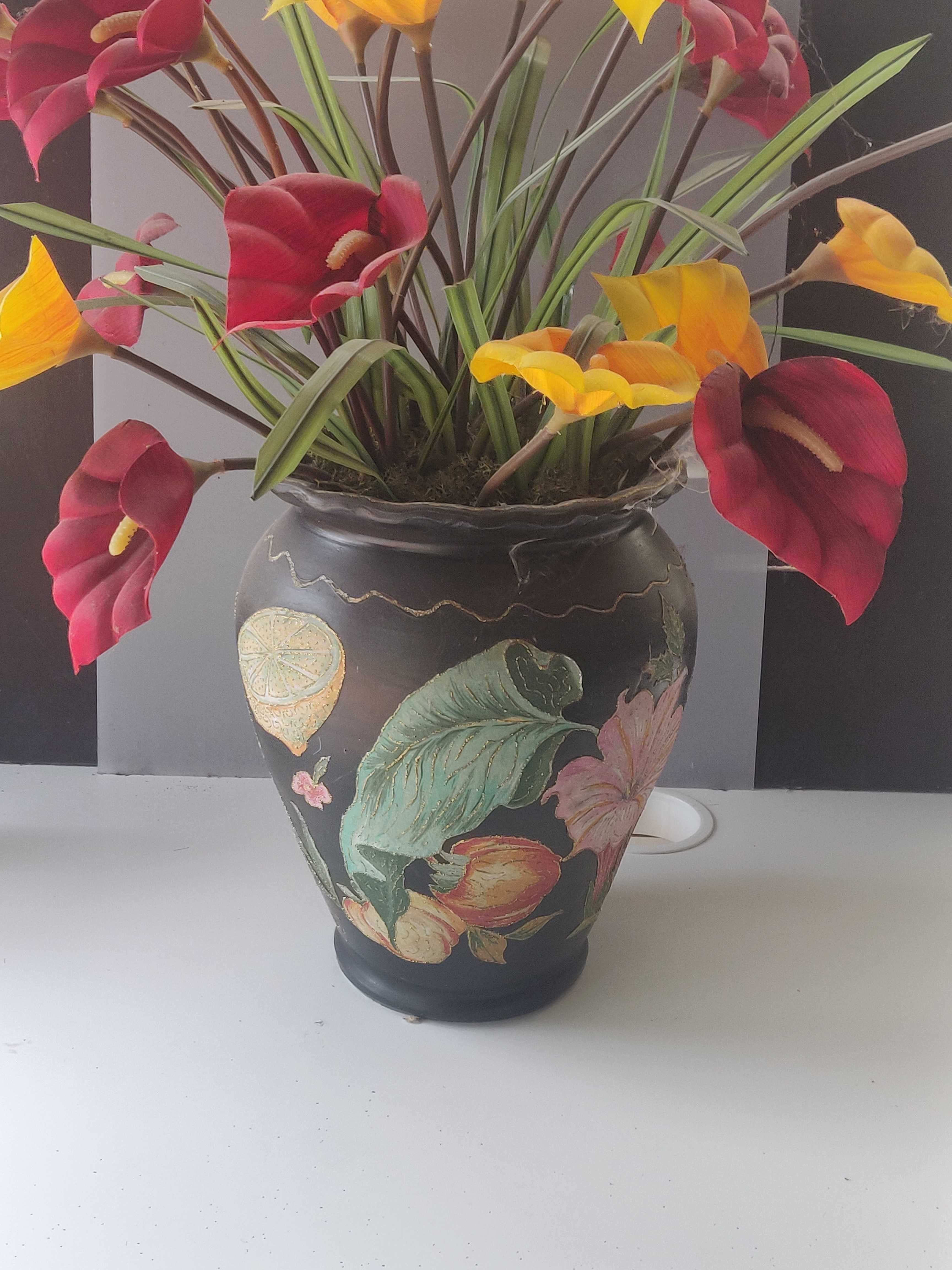 Vaso de flores artificiais