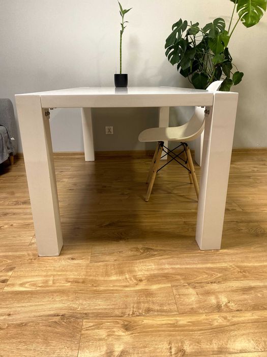 Stół jadalniany 180x90cm, 75cm wysokości biały