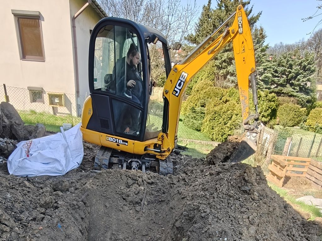 Usługi glebogryzarką separacyjną, minikoparką, mulczerem, rębakiem