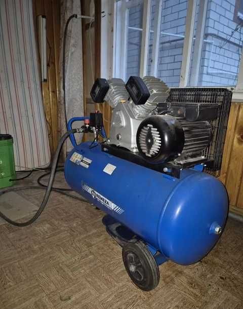 Компресор 100 літрів ресивер