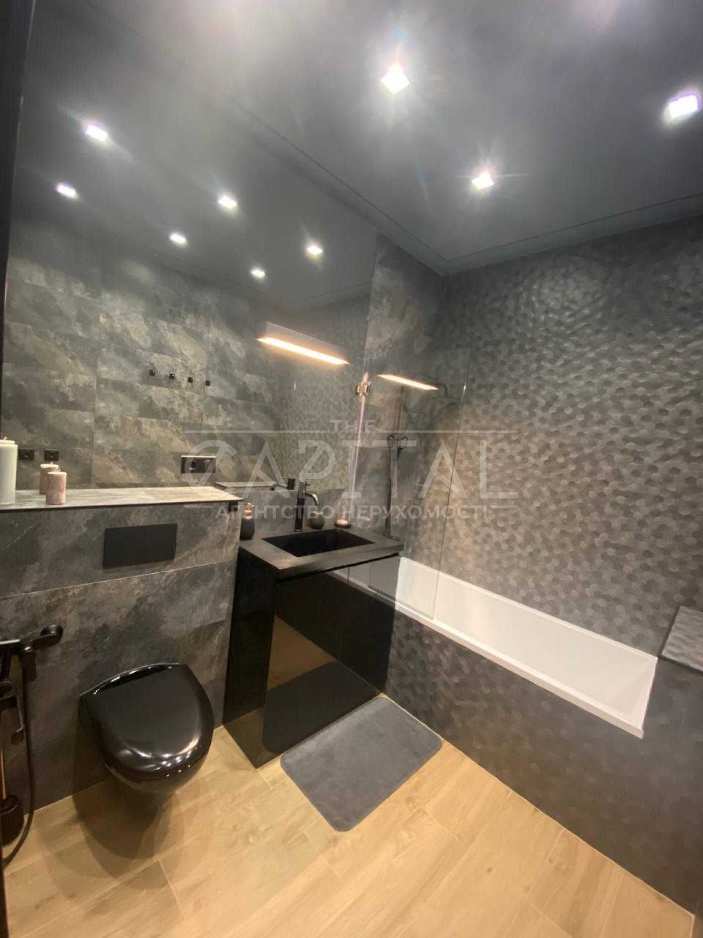 3 кімнати В елітному житловому комплексі Park Avenue VIP площею 103 м